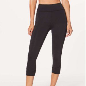 Lululemon In Movement Crop 19”